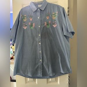 MYSTIC BLUES VINTAGE BLUE DENIM CHAMBRAY BLOUSE FLORAL EMBROIDERY SIZE 22W
